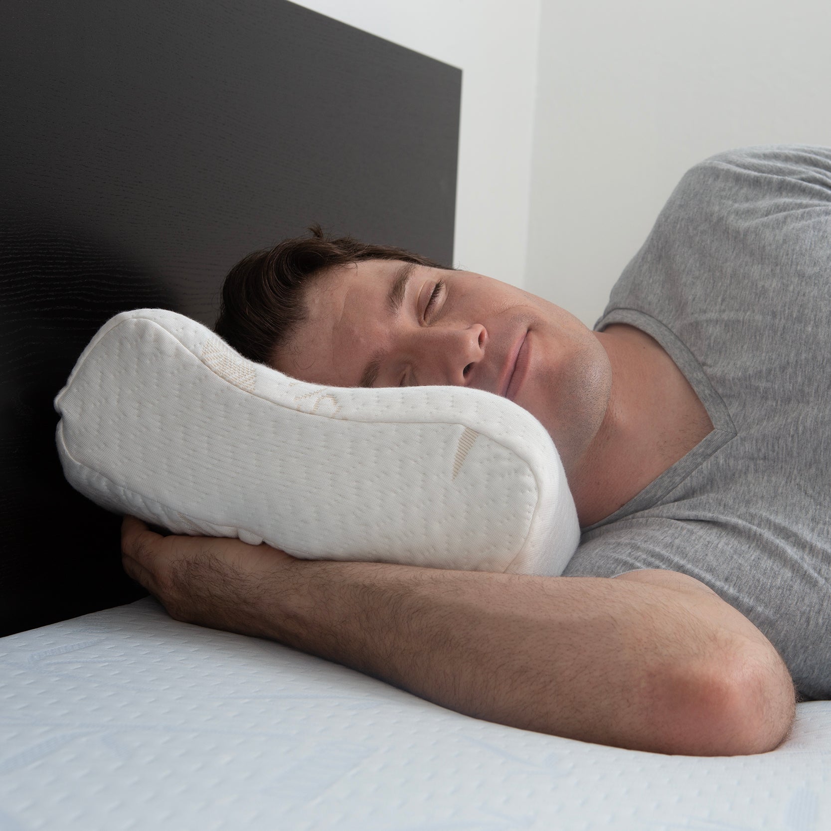 Back Support Systems The Confourm Neck Memory Foam Pillow